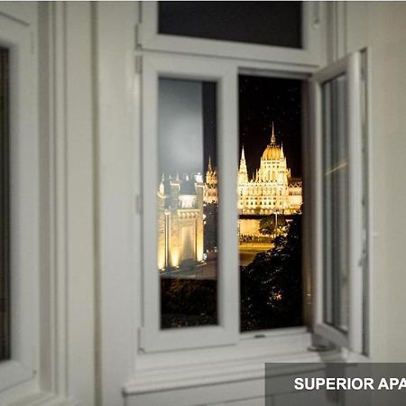 Bpr Agathe Elegant Suite With Parliament View Budapest Luaran gambar
