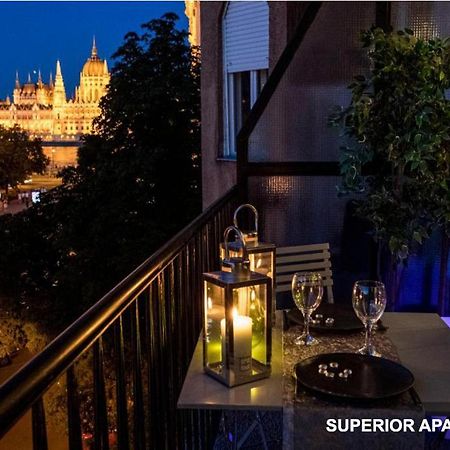 Bpr Agathe Elegant Suite With Parliament View Budapest Luaran gambar