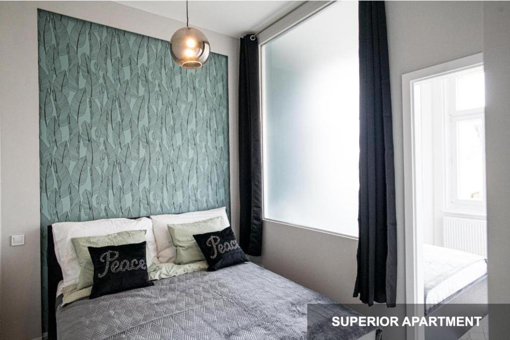 Bpr Agathe Elegant Suite With Parliament View Budapest Luaran gambar